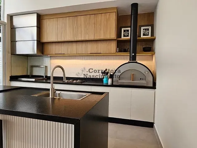 Casa com 380m², à venda, no bairro Loteamento Villa Branca em Jacareí