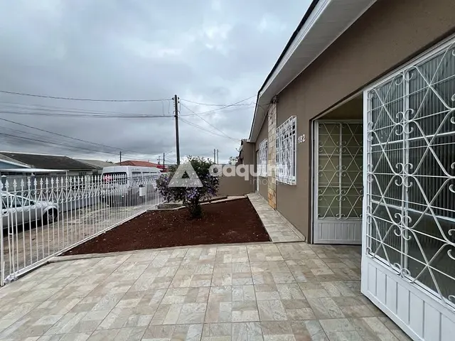Casa com 275m² 2 quartos e 1 banheiro, à venda, no bairro Neves em Ponta Grossa