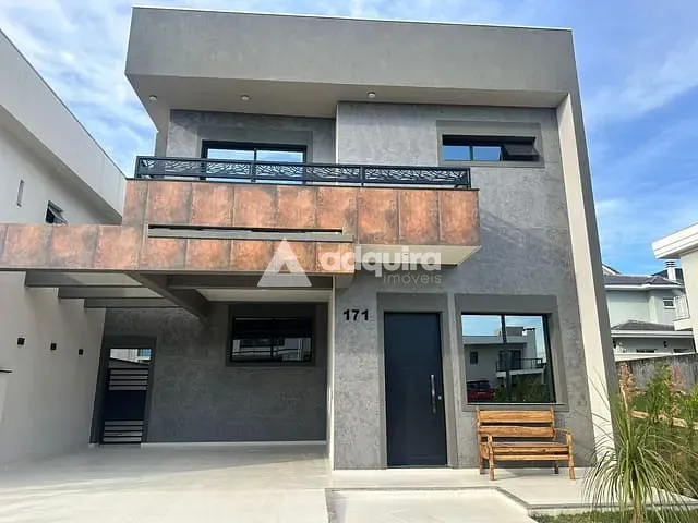 Casa com 174m² 4 quartos e 5 banheiros, à venda ou para alugar, no bairro Cará-cará em Ponta Grossa