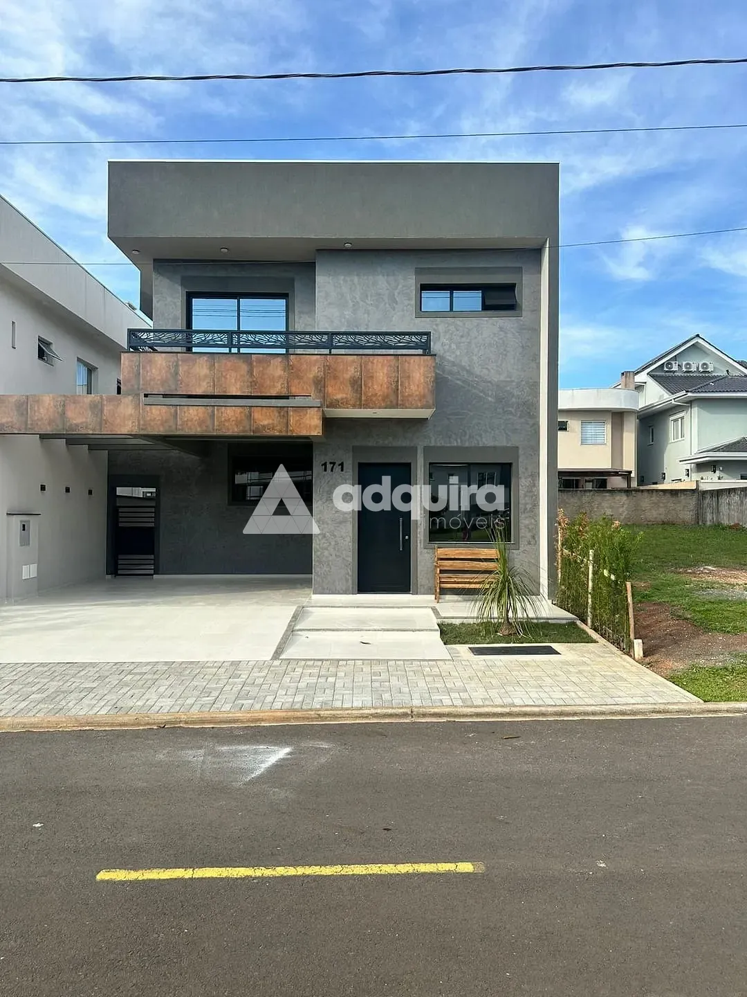 Casa, 4 quartos, 340 m² - Foto 1