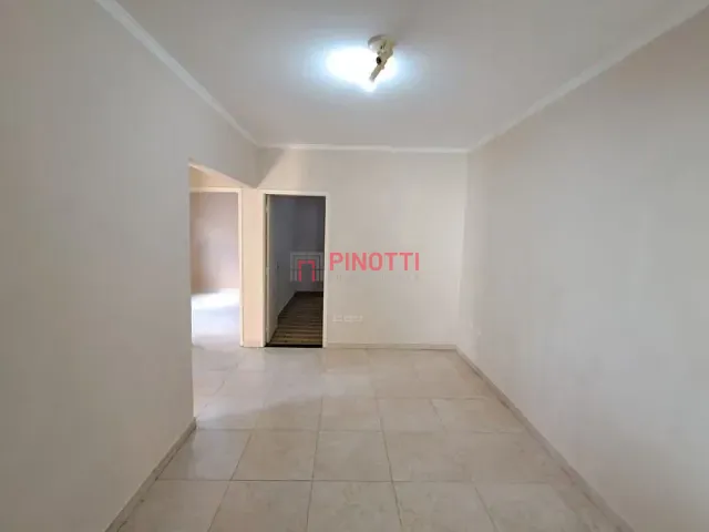 Casa 2 quartos e 1 banheiro, para alugar, no bairro Jardim Copacabana em São Bernardo do Campo