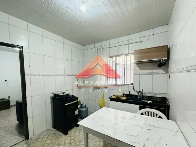 Casa com 10m² 3 quartos e 2 banheiros, à venda, no bairro Jardim Nova Detroit em São José Dos Campos