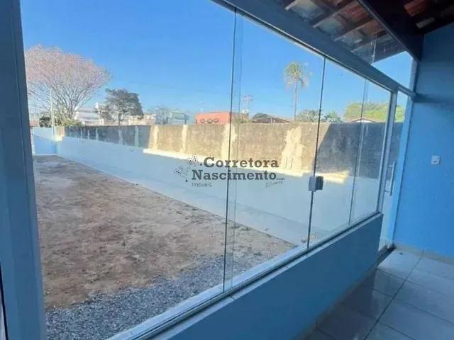 Casa com 175m² 1 quarto e 1 banheiro, para alugar, no bairro Jardim Vera Lucia em Jacareí