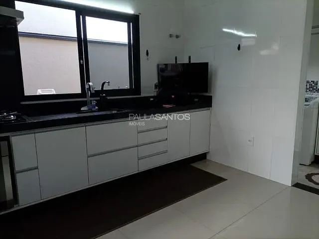 Casa com 250m² 3 quartos e 4 banheiros, à venda, no bairro Wanel Ville em Sorocaba