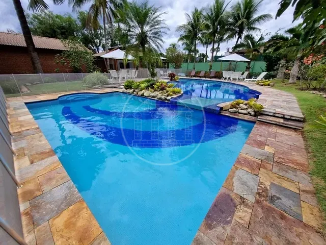 Casa com 700m², à venda, no bairro Jardim Acapulco em Guarujá