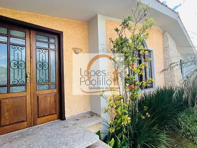 Casa com 350m² 2 quartos e 3 banheiros, à venda, no bairro Nova Gardênia em Atibaia