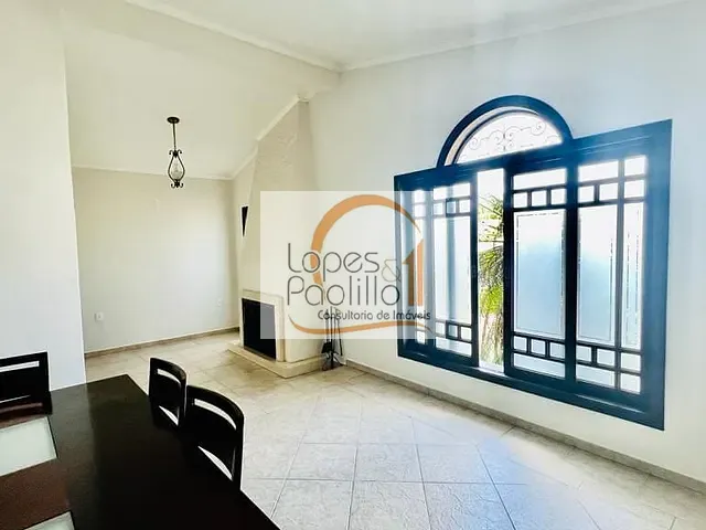 Casa com 350m² 2 quartos e 3 banheiros, à venda, no bairro Nova Gardênia em Atibaia