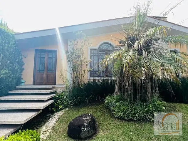 Casa com 350m² 2 quartos e 3 banheiros, à venda, no bairro Nova Gardênia em Atibaia
