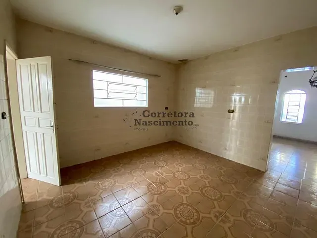 Casa com 156m² 3 quartos e 1 banheiro, à venda, no bairro Vila Vilma em Jacareí