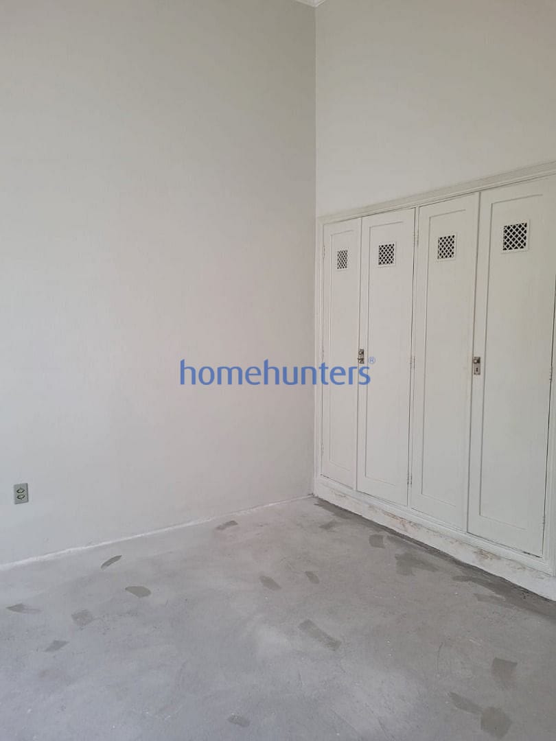 Casa à venda com 3 quartos, 209m² - Foto 8