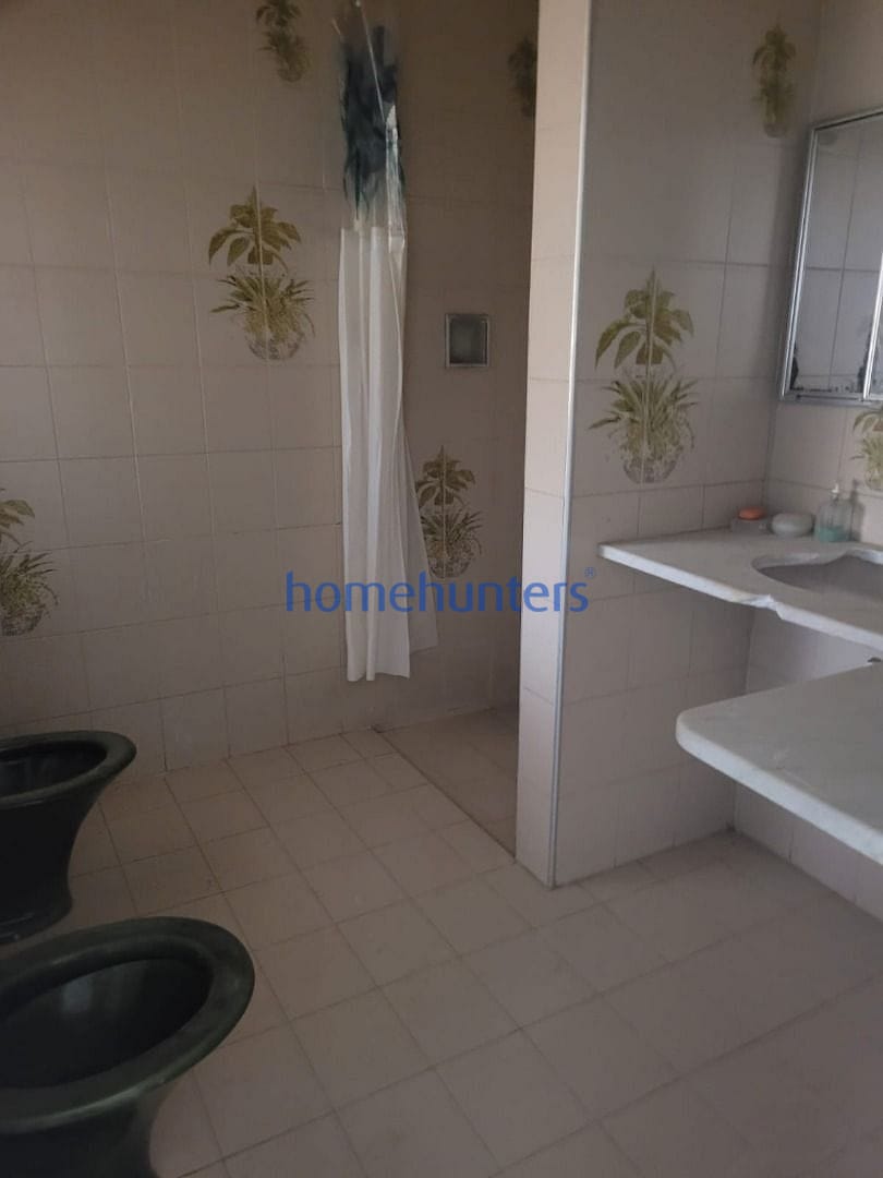 Casa à venda com 3 quartos, 209m² - Foto 6