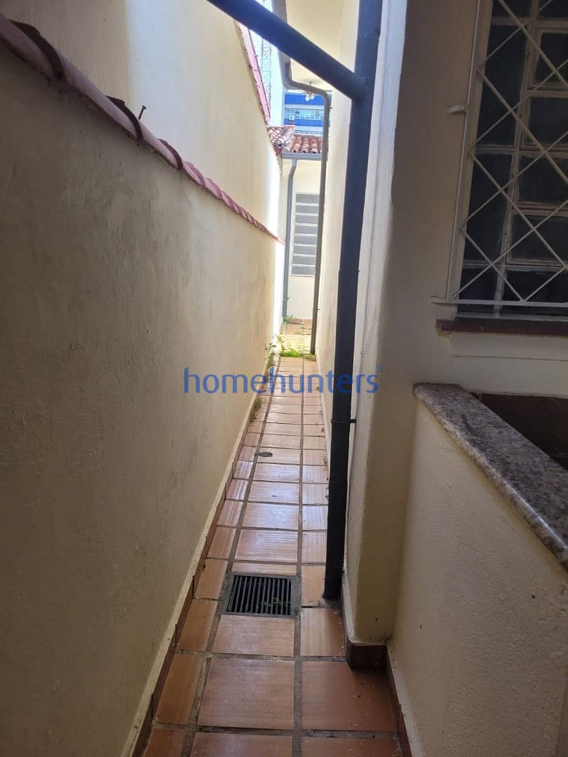 Casa à venda com 3 quartos, 209m² - Foto 20