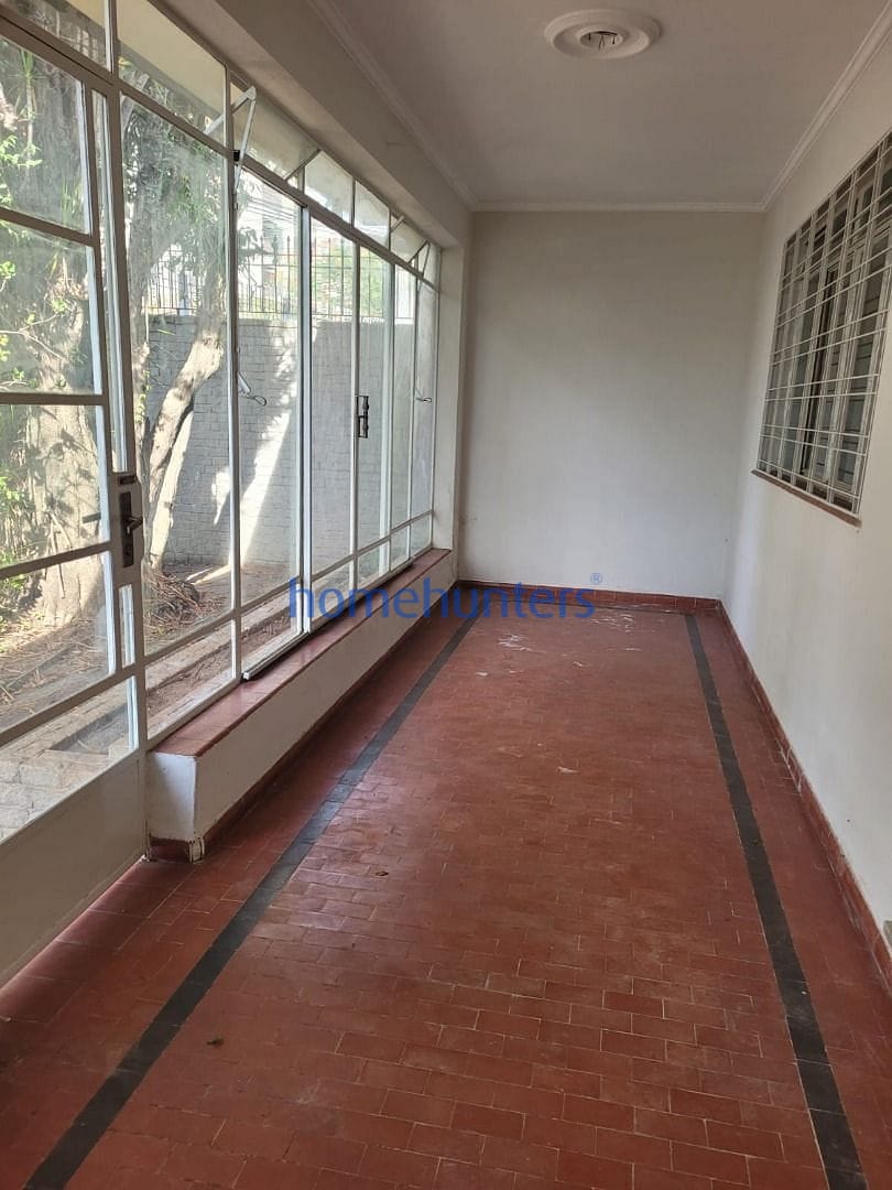 Casa à venda com 3 quartos, 209m² - Foto 13