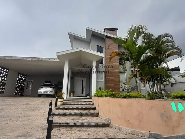 Casa com 1000m² 4 quartos e 4 banheiros, à venda, no bairro Jardim Terras de Santa Helena em Jacareí