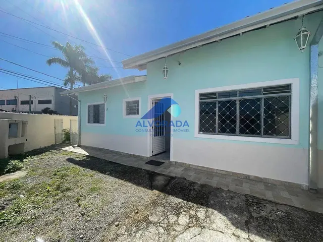 Casa com 188m² 3 quartos e 2 banheiros, para alugar, no bairro Jardim das Indústrias em São José Dos Campos