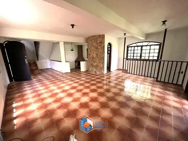 Casa 4 quartos e 4 banheiros, à venda, no bairro Jundiaizinho (Terra Preta) em Mairiporã