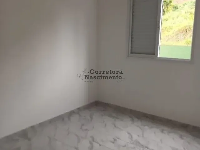 Casa com 47m², à venda, no bairro Parque Cambuci em Santa Branca
