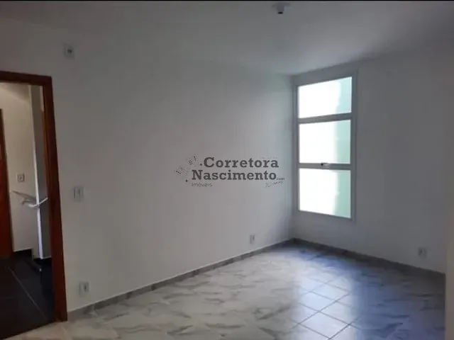 Casa com 47m², à venda, no bairro Parque Cambuci em Santa Branca