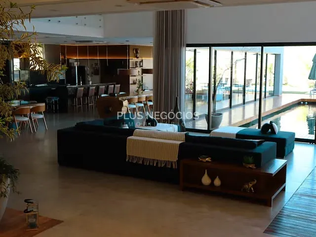 Casa com 1100m² 5 quartos e 7 banheiros, à venda, no bairro Jardim Residencial Saint Patrick em Sorocaba