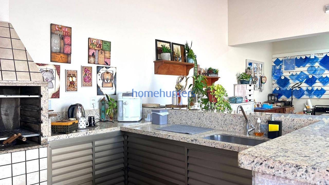 Casa à venda com 3 quartos, 223m² - Foto 13