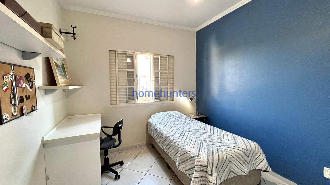 Casa à venda com 3 quartos, 223m² - Foto 27