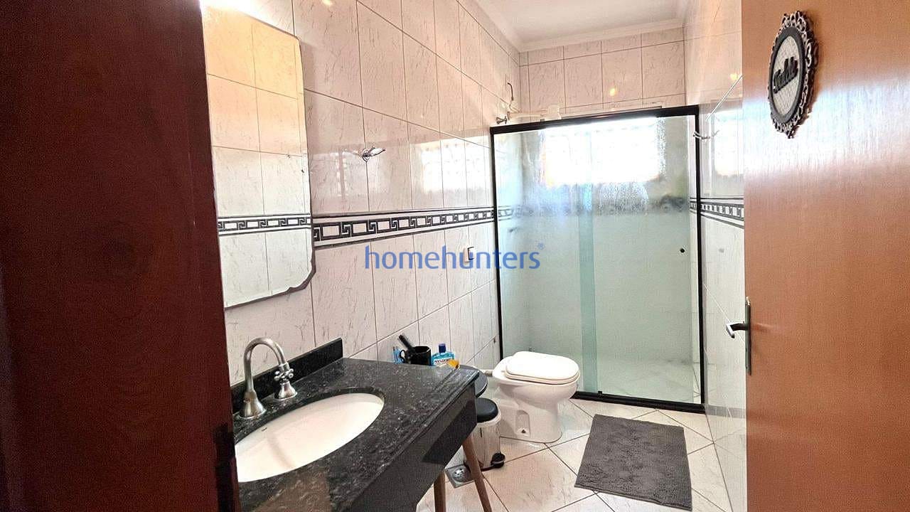 Casa à venda com 3 quartos, 223m² - Foto 32