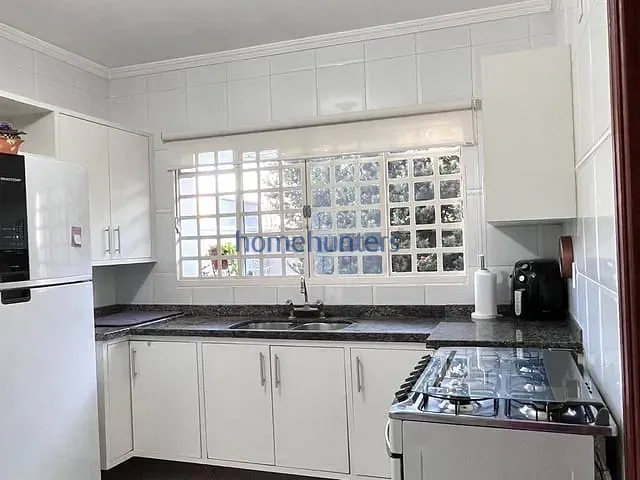 Casa com 453m² 3 quartos e 2 banheiros, à venda, no bairro Vila Faustina II em Valinhos
