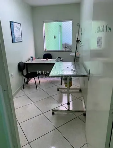 Casa, 8 quartos, 274 m² - Foto 3