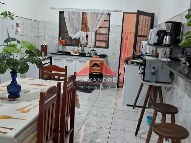 Casa com 153m² 3 quartos e 1 banheiro, à venda, no bairro Jardim Santa Inês I em São José dos Campos