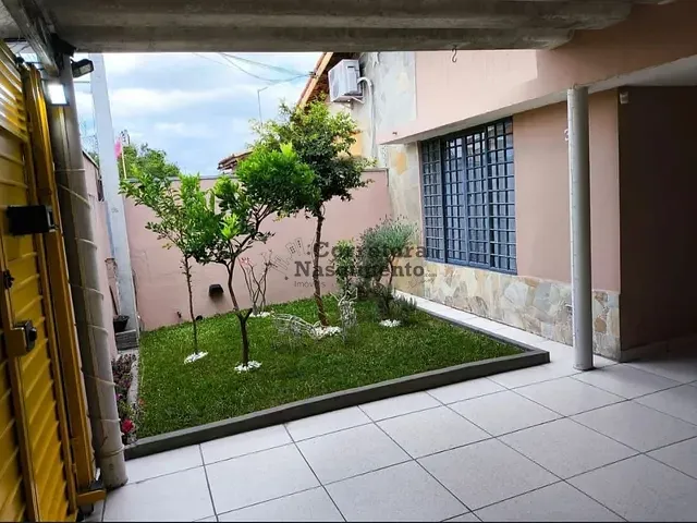 Casa com 200m², à venda, no bairro Jardim Santa Maria em Jacareí