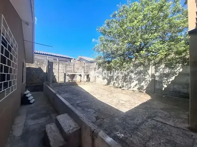 Casa com 262m² 3 quartos e 1 banheiro, à venda, no bairro Nova Rússia em Ponta Grossa