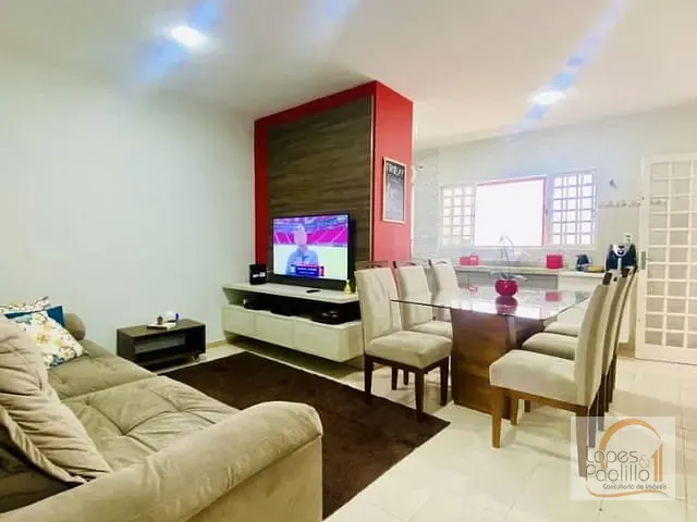 Casa com 130m² 4 quartos e 3 banheiros, à venda, no bairro Jardim do Lago em Atibaia