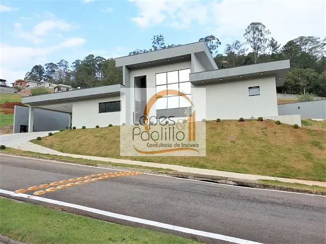 Casa com 639m² 3 quartos e 2 banheiros, à venda, no bairro Condominio Quintas da Boa Vista em Atibaia