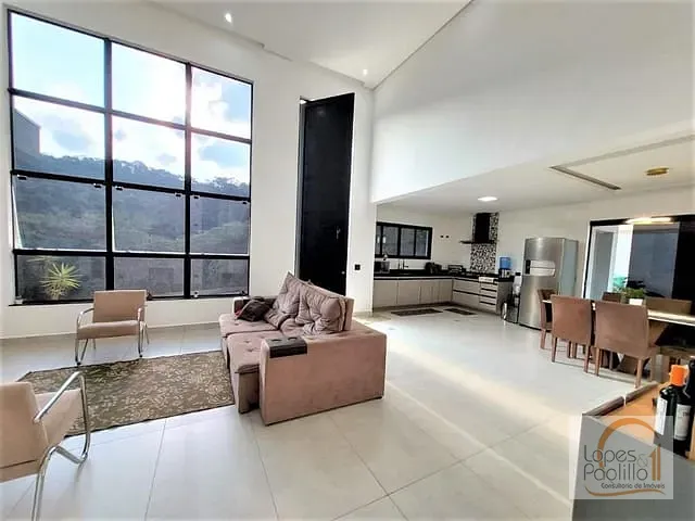 Casa com 639m² 3 quartos e 2 banheiros, à venda, no bairro Condominio Quintas da Boa Vista em Atibaia