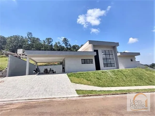 Casa com 639m² 3 quartos e 2 banheiros, à venda, no bairro Condominio Quintas da Boa Vista em Atibaia