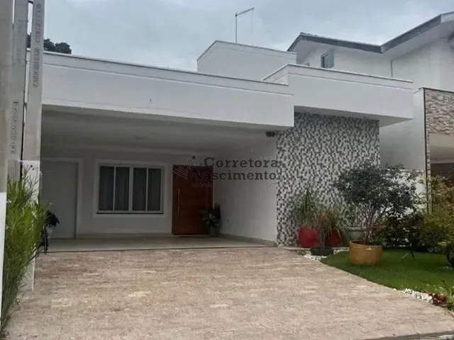 Casa com 250m² 3 quartos e 2 banheiros, à venda, no bairro Parque California em Jacareí