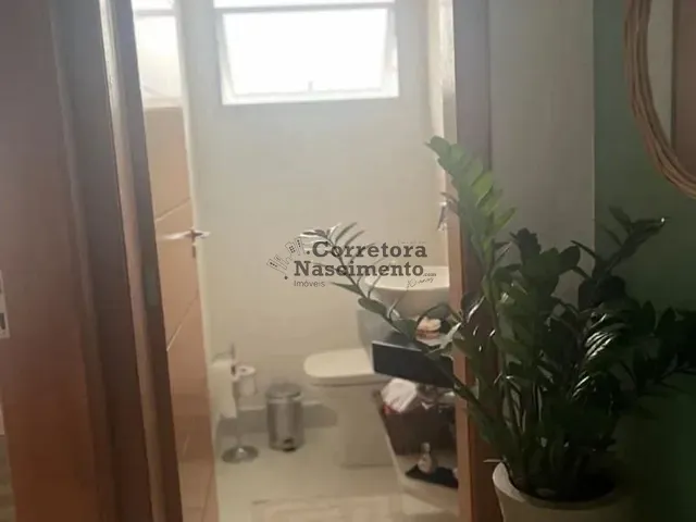 Casa com 250m² 3 quartos e 2 banheiros, à venda, no bairro Parque California em Jacareí