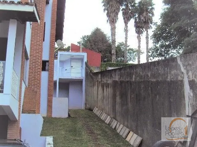 Casa com 500m² 3 quartos e 2 banheiros, à venda, no bairro Recreio Maristela em Atibaia