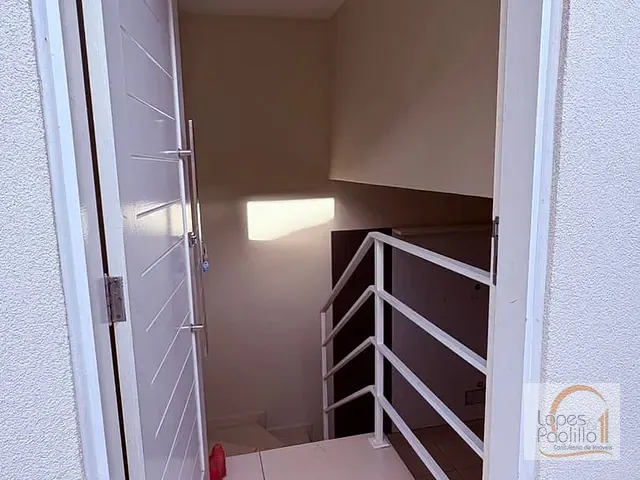 Casa com 190m² 2 quartos e 2 banheiros, à venda, no bairro Jardim Santo Antônio em Atibaia