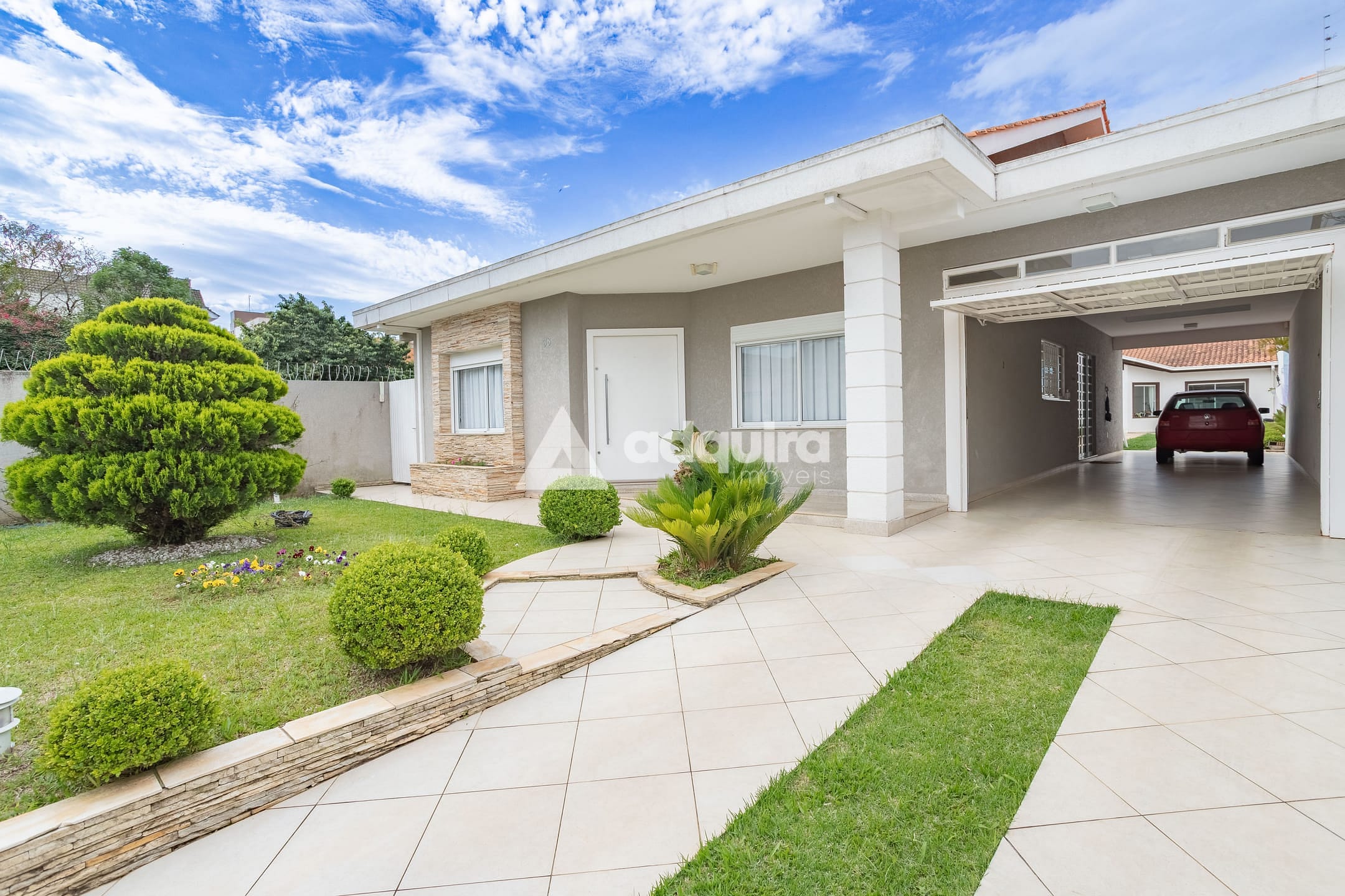 Casa, 3 quartos, 277 m² - Foto 1