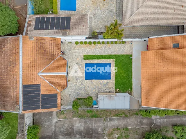 Casa com 675m² 3 quartos e 3 banheiros, à venda, no bairro Jardim Carvalho em Ponta Grossa