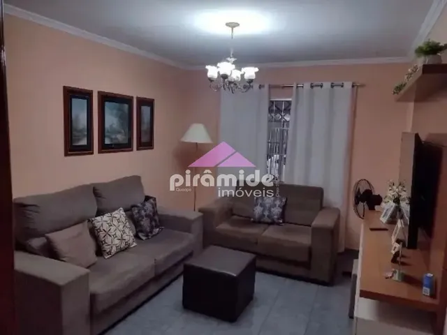 Casa com 10m² 3 quartos e 1 banheiro, à venda, no bairro Jardim Motorama em São José Dos Campos