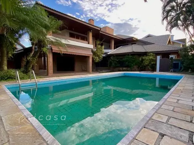 Casa com 900m² 4 quartos e 7 banheiros, à venda ou para alugar, no bairro Conjunto Residencial Esplanada do Sol em São José dos Campos