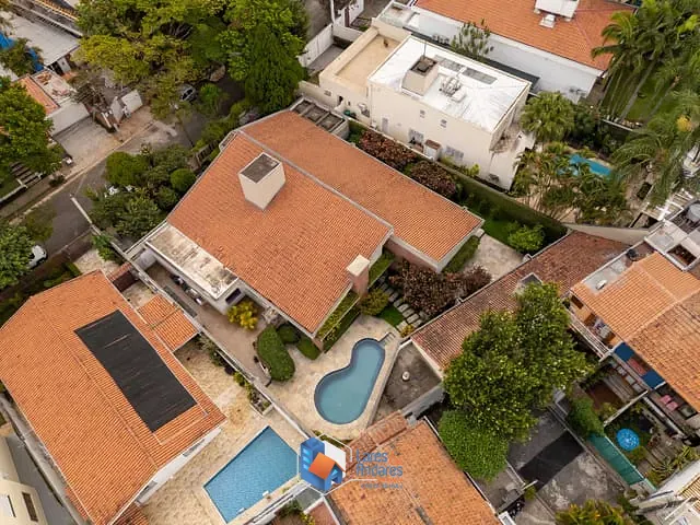 Casa com 982m² 4 quartos e 6 banheiros, à venda, no bairro Alto de Pinheiros em São Paulo