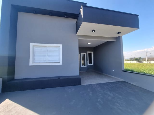 Casa com 175m² 3 quartos e 1 banheiro, à venda, no bairro Bosque da Imperatriz em Pindamonhangaba