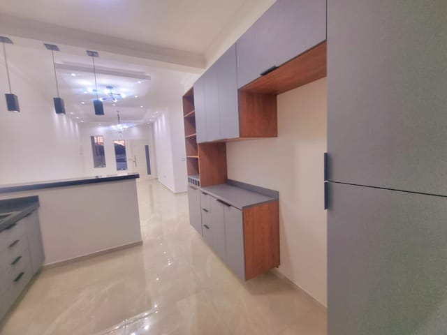 Casa com 175m² 3 quartos e 1 banheiro, à venda, no bairro Bosque da Imperatriz em Pindamonhangaba