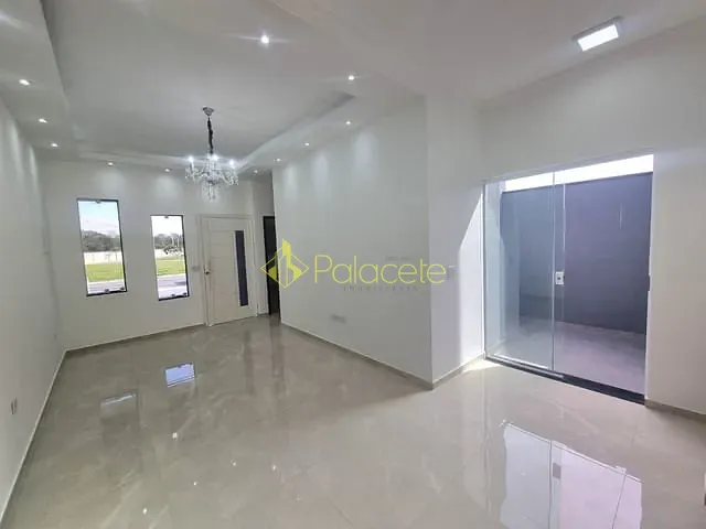 Casa com 175m² 3 quartos e 1 banheiro, à venda, no bairro Bosque da Imperatriz em Pindamonhangaba