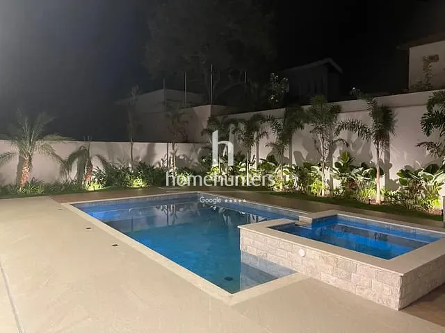 Casa com 685m² 4 quartos e 6 banheiros, à venda, no bairro Alphaville em Campinas