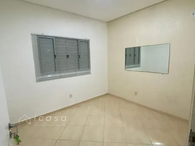 Casa com 300m² 9 quartos e 5 banheiros, à venda, no bairro Parque Industrial em São José dos Campos
