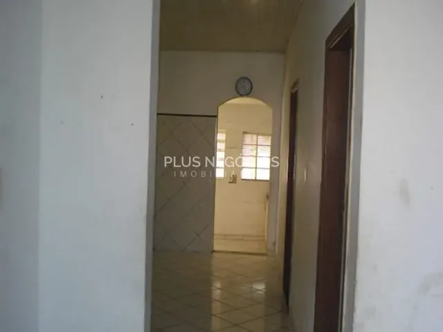 Casa com 300m² 2 quartos e 2 banheiros, à venda, no bairro Centro em Votorantim